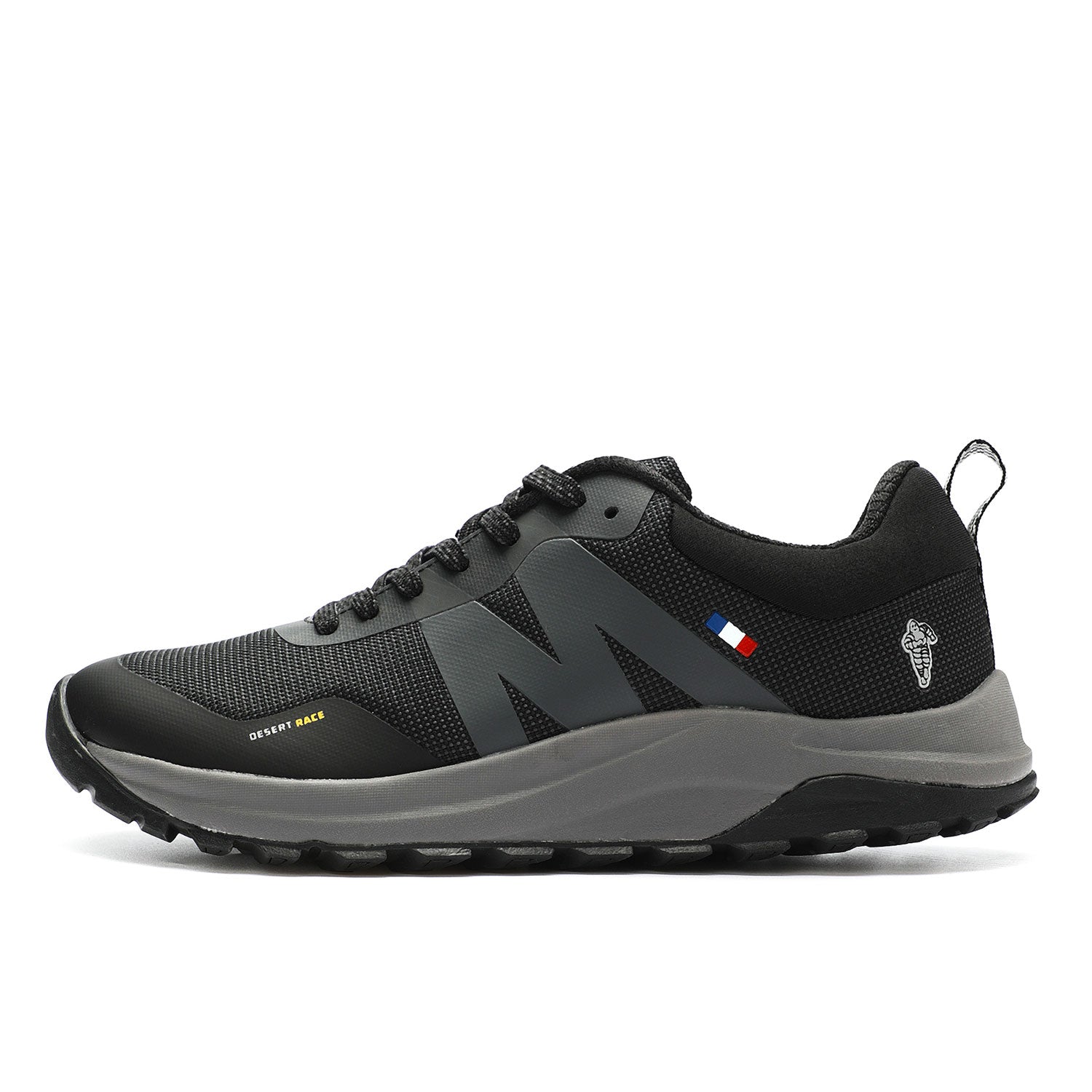 ZAPATILLA TRAIL RUNNING NEGRO GRIS DR40